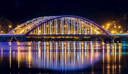 市政亮化工程對(duì)城市發(fā)展有哪些重要意義？