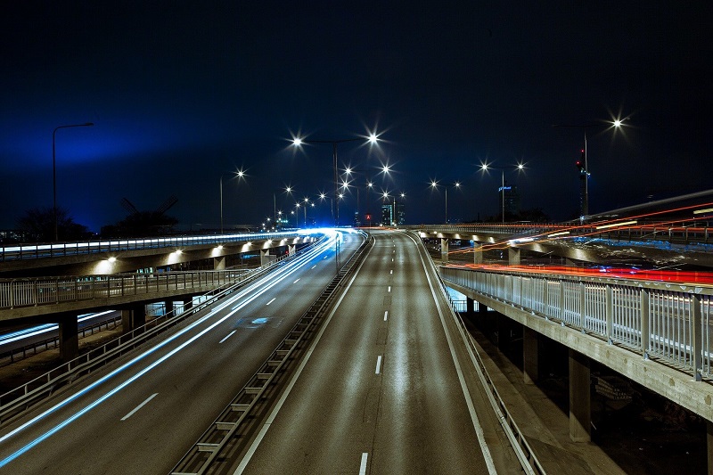 道路亮化工程.jpg 道路亮化工程.jpg